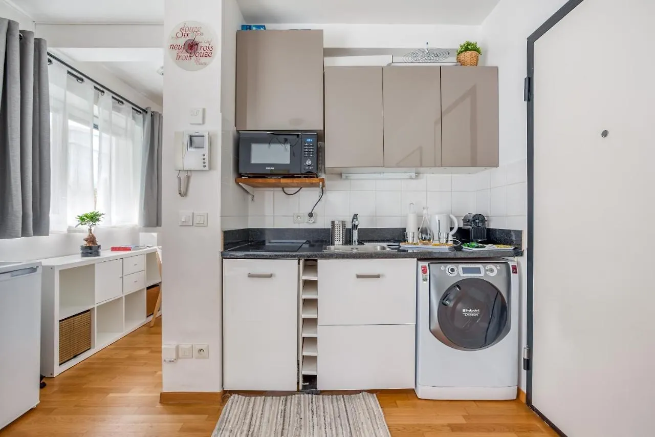 Lyon Confluence - Duplex Au Calme Avec Parking Prive En Option Apartment